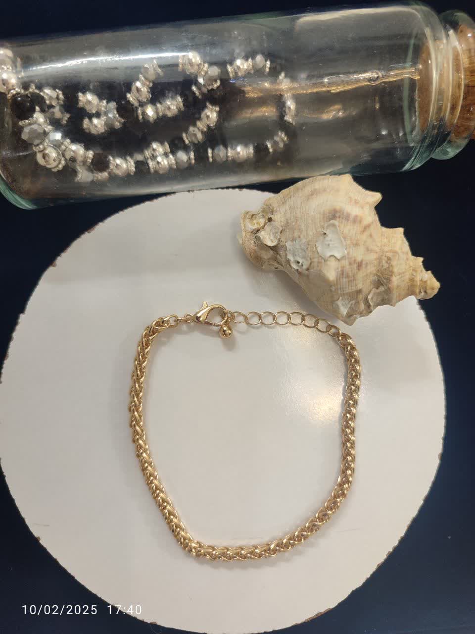 دستبند کارتیرطلایی رنگ ثابت